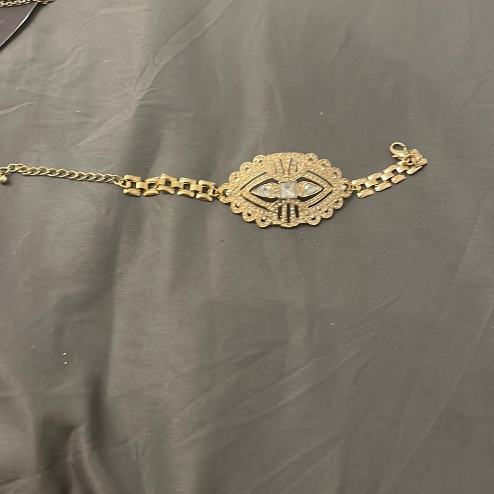 Bracelet